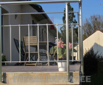 12 LUXE